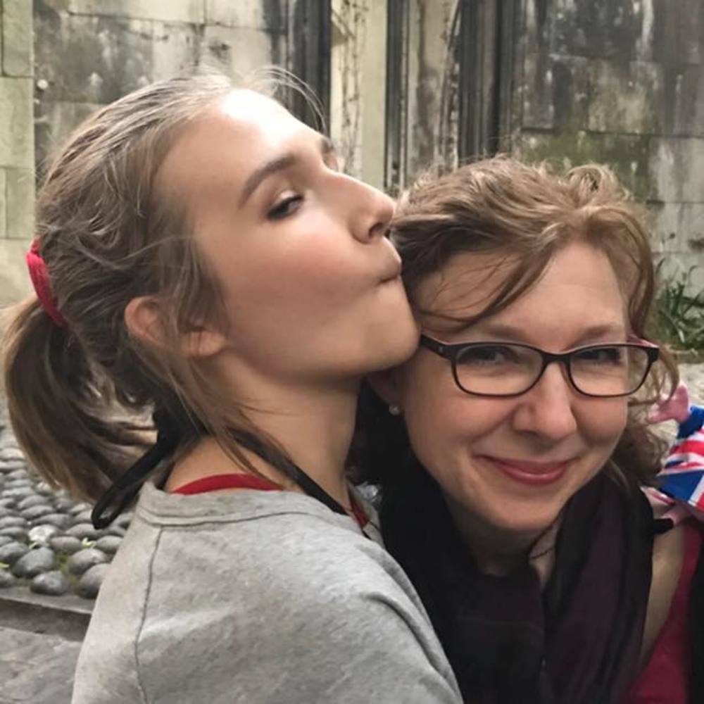 Meet your Posher, Angie